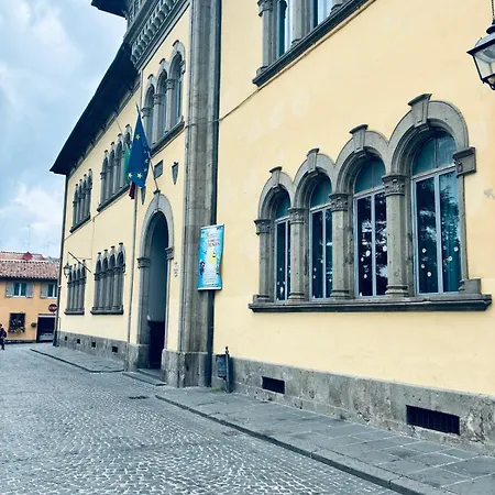 Il Nido Della Rugarella - Terrazza Sul Borgo אקואפנדנטה